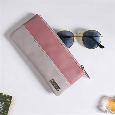 Travel Bags For Women Set of 3 Pink Online - Premium Travel Kit | Nestasia