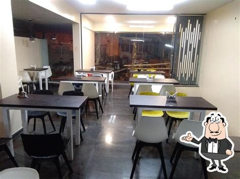 Doom Light Circle, Kolar - Restaurant reviews
