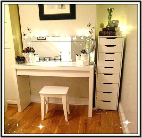 Narrow Vanity Table