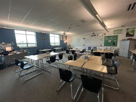 Senior Ditch Day 2025: A Photo Essay – The Mav