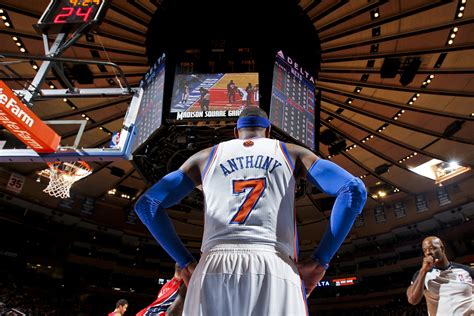 Carmelo Anthony Dunking Back View