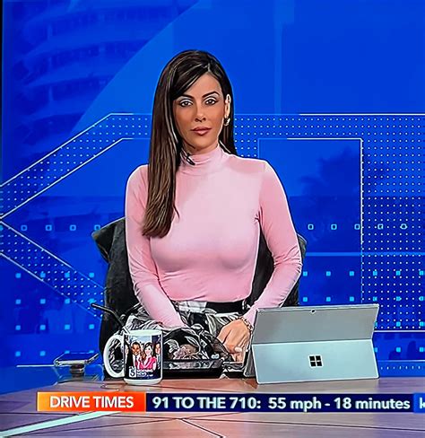 Megan Henderson KTLA5 Los Angeles : r/NewsAnchorTributes