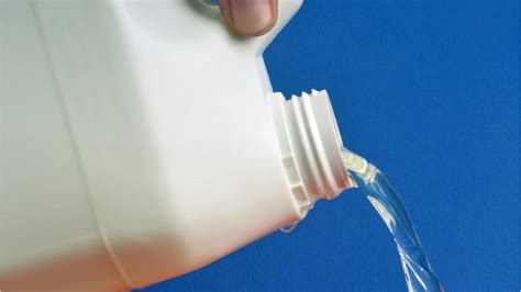 Florida church leader, family indicted for allegedly selling bleach as ...