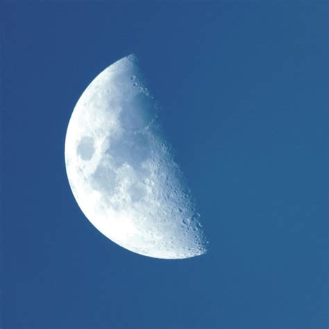 Fourth Quarter Moon