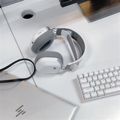 Full iCUE gradient effect on my build. Looks really cool! Starts off ...