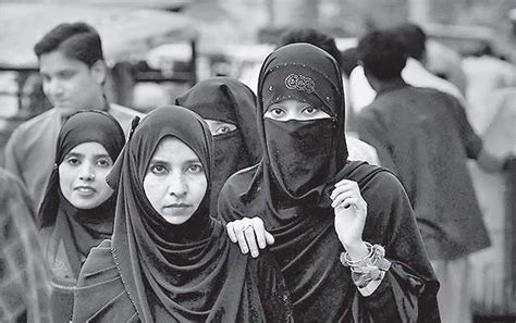 Muslim women come out with manifesto for political parties, demand law ...