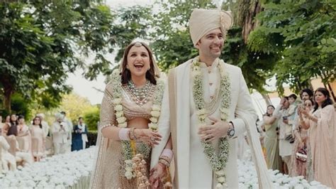 Parineeti Chopra, Raghav Chadha share first official wedding pictures ...