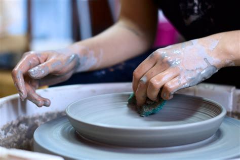Top Places For Pottery Classes In Pune | LBB Pune