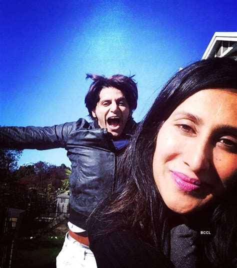 Karanvir Bohra’s wife Teejay Sidhu to start parenting blog- The Etimes ...