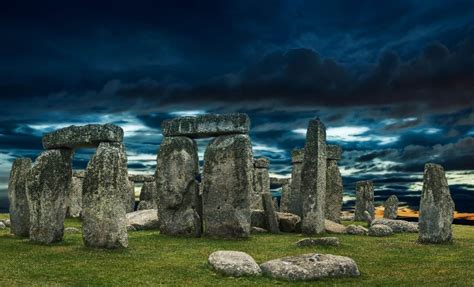 A Fingerprint From Stonehenge Shatters Everything We Knew About Its Origins