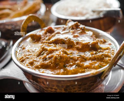 Hot indian food sauce hi-res stock photography and images - Alamy