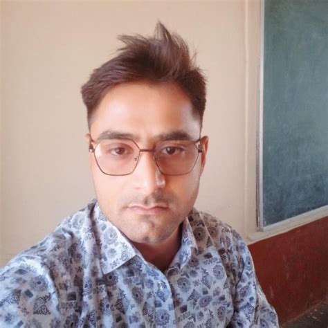 TEJPAL - Maths teacher - ₹751/h