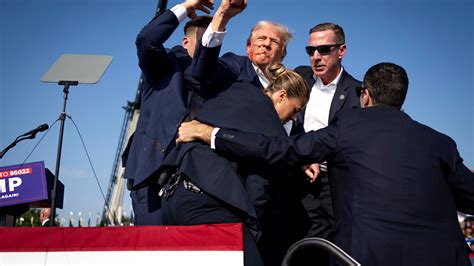 The Photographs That Made Trump an Incarnation of Defiance - The New ...