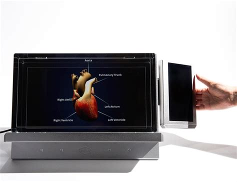 Holographic Computer Display 的图像结果