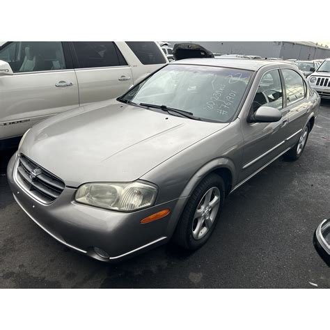 2000 Nissan Maxima