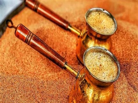 वायरल हुई 'Turkish Mud Coffee' बनाने की रेसिपी, मूड रिफ्रेशिंग इस ...