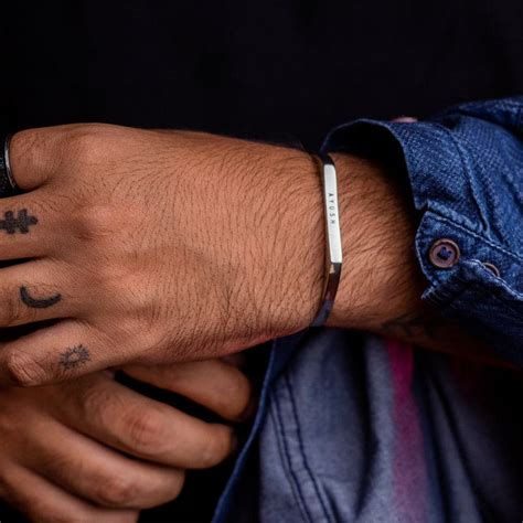 Buy Personalised Iconic Bracelet Online for Men & Women