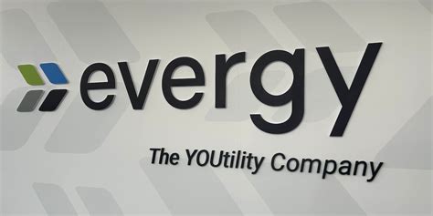Evergy announces two new natural gas plants in Kansas