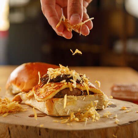 BURGER DO TONHO, Piranhas - Restaurant Reviews, Phone Number & Photos ...