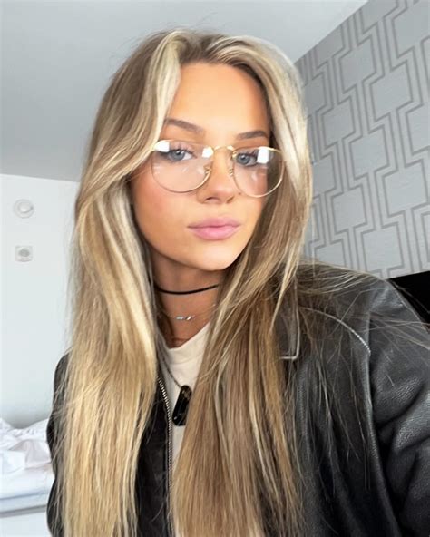 Pey 🎀 | Anna Jay• アンナ・ジェイ Fanpage | Anna & Navy 💖 - #Annajay #Explorepage | Instagram