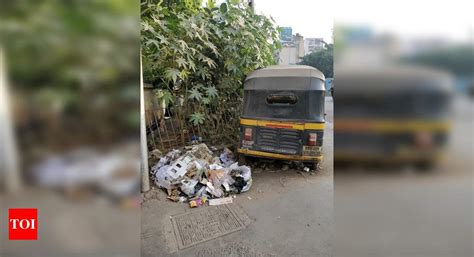 Garbage opposite Mindspace of international repute - Times of India
