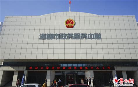 淄博市服务业办公室组织200余名企业家走进中国（淄博）陶瓷总部参观_广告创意