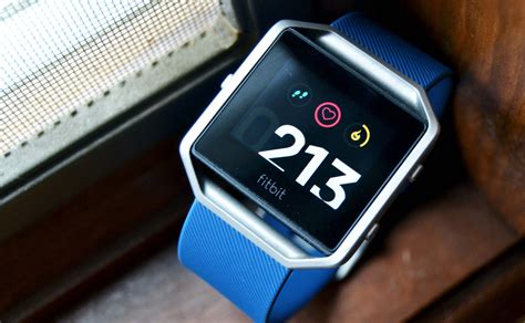 Blaze Clock Customization: A Guide to Changing the Clock on Fitbit ...
