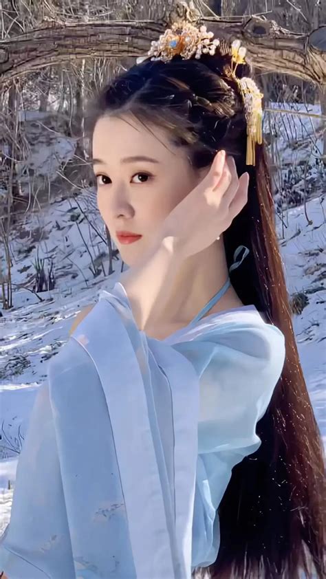 Qiao Xin's ancient costume wallpaper - iNEWS