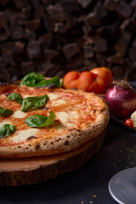 🍕 Delicious Pizza, Sandwiches, Salads, & More in Miami, Florida ...