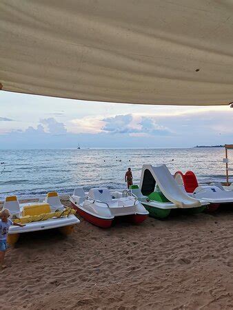 SEALAND (Yevpatoriya) - Inn Reviews, Photos, Rate Comparison - Tripadvisor