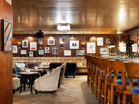 7 restaurants with incredible art collections