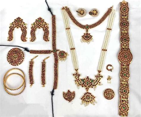 Bharatanatyam Jewellery - Buy Bharatanatyam Jewellery online at Best ...