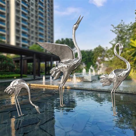 抽象不锈钢鹿雕塑户外园林景观工程公园动物金属不锈钢雕塑定制-阿里巴巴