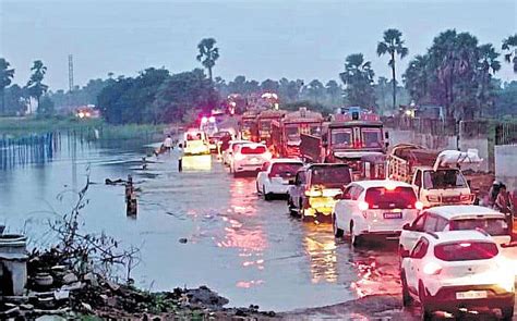 Overnight downpour disrupts normal life in Telangana