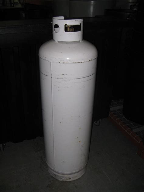 100 pound Propane Tank