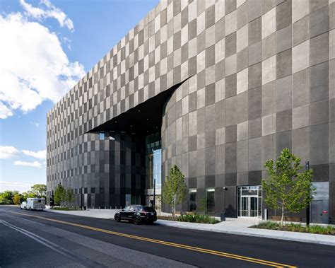 Robert De Niro’s Sleek, Seven-Story Wildflower Studios Gears Up In Astoria