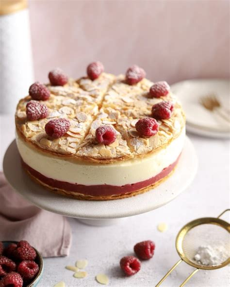 Nevidljivi kolač od jabuka - Mystic Cakes