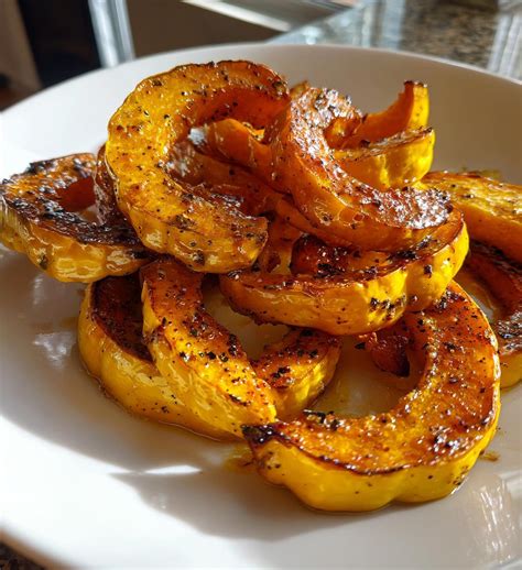 Roasted Delicata Squash: 5 Simple Steps to Sweet Perfection - Vihaad ...