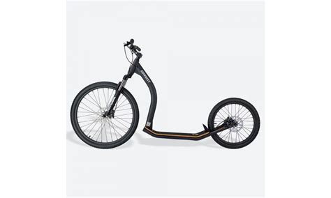 M10. Mountain scooter for mushing for teams of up to three dogs.