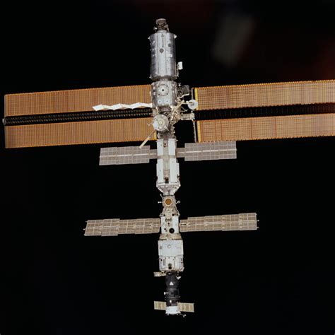 ISS Solar Array 的图像结果