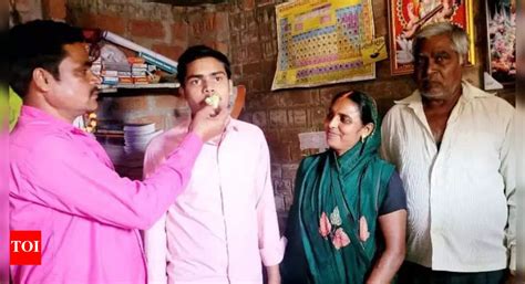 2 Hazaribag boys defeat penury to bag third positions in science ...