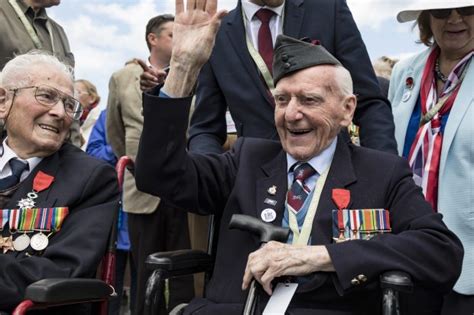 D-Day veterans reunite as they arrive in Normandy for 70th anniversary ...