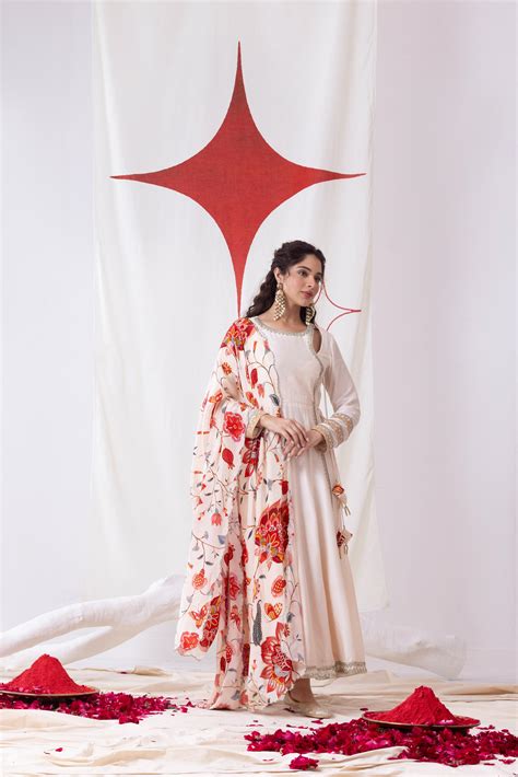 Sitarah: Stylish & Elegant Women's Clothing – Indian Ethnic & Contempo