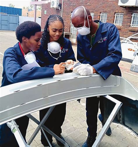 Auto Body Repair Course 的图像结果