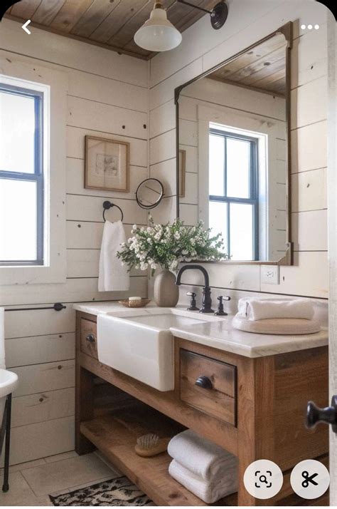 Farmhouse Bathroom Trends: Rustic and Charming Ideas