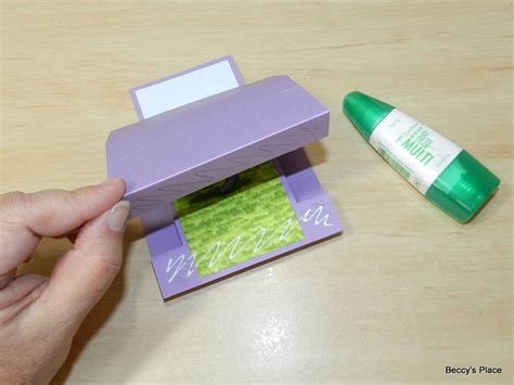 Free Standing Pop Up Card Tutorial 的图像结果