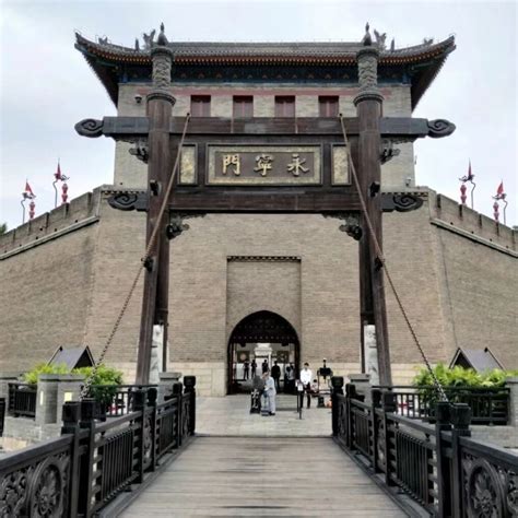 Xi’an City Wall: The Best Way to See the City from Above