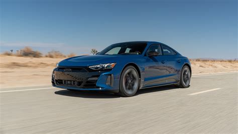 2022 Audi E-Tron GT + RS E-Tron GT First Test: Electrifying