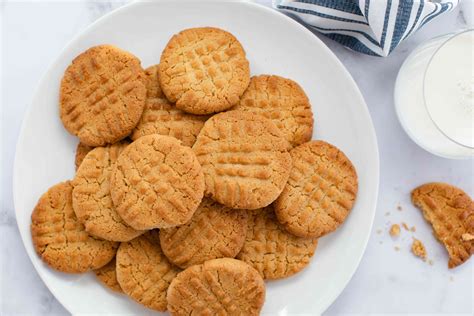 Easy Peanut Butter Cookie Recipe