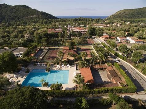 RESIDENCE TRIVENTO (Palinuro) - Inn Reviews, Photos, Rate Comparison ...